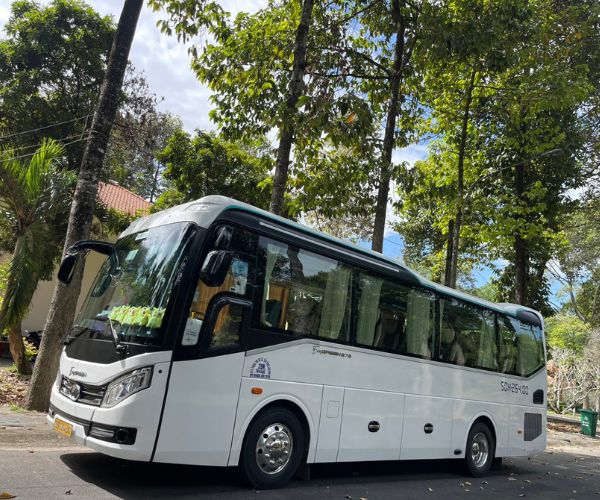 Bạn đang tìm kiếm công ty cho thuê xe hợp đồng 16 chỗ?