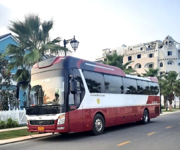 Tìm đâu đơn vị cho thuê xe limousine 28 chỗ chất lượng cao tại Sài Gòn