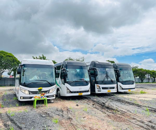 Tìm kiếm công ty cho thuê xe - Xe 29 chỗ đi Vũng Tàu giá bao nhiêu?