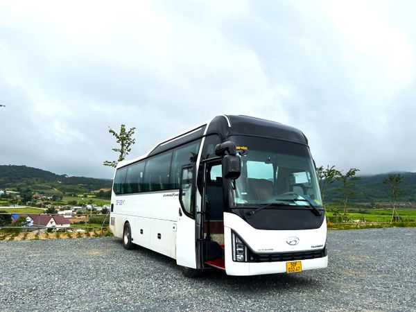 Thuê xe 29 chỗ đi Nha Trang