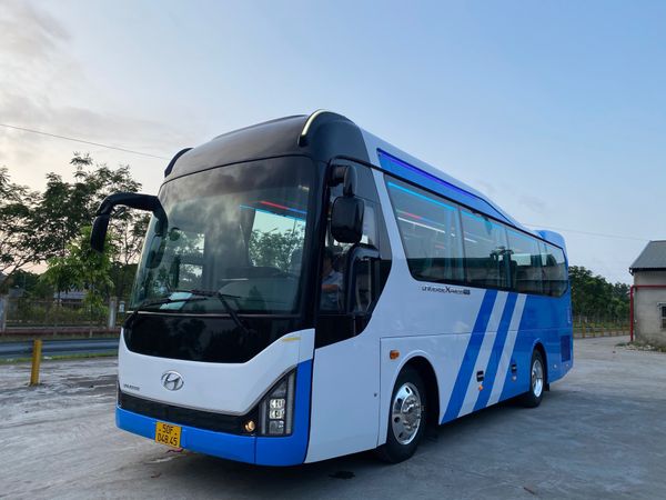 thuê xe 29 chỗ Sài Gòn