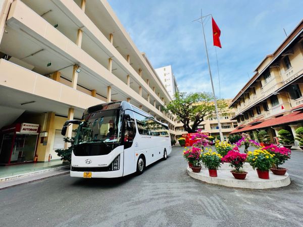 thuê xe 29 chỗ Sài Gòn