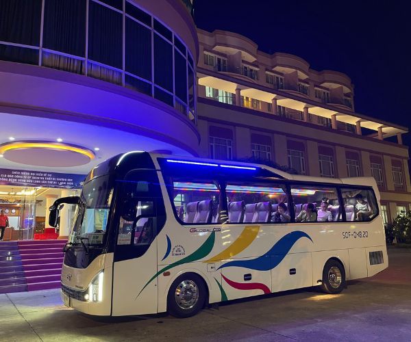 thue-xe-29-cho-tai-long-an