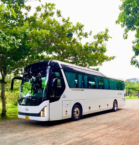thuê xe 45 chỗ đi Nha Trang