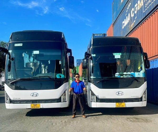 thue-xe-7-cho-co-tai