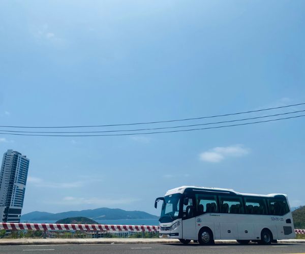 thuê xe đi công tác có tài xế