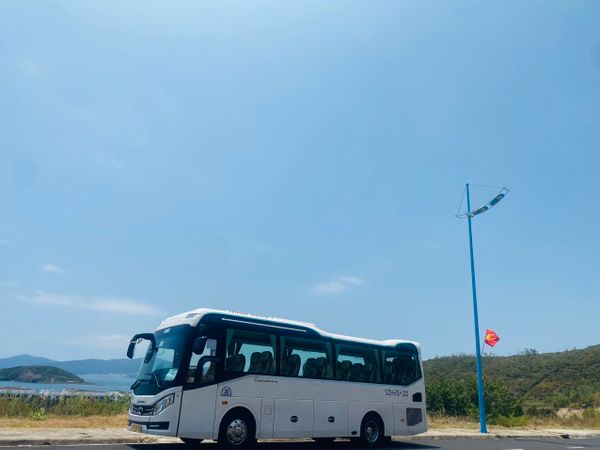 Thuê xe du lịch 45 chỗ