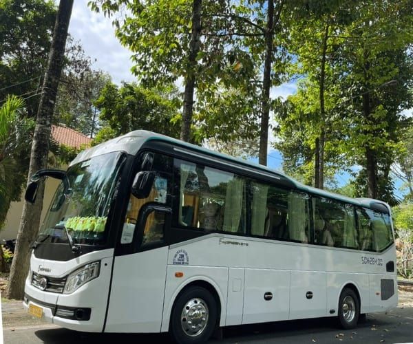 thue-xe-du-lich-di-quang-tri