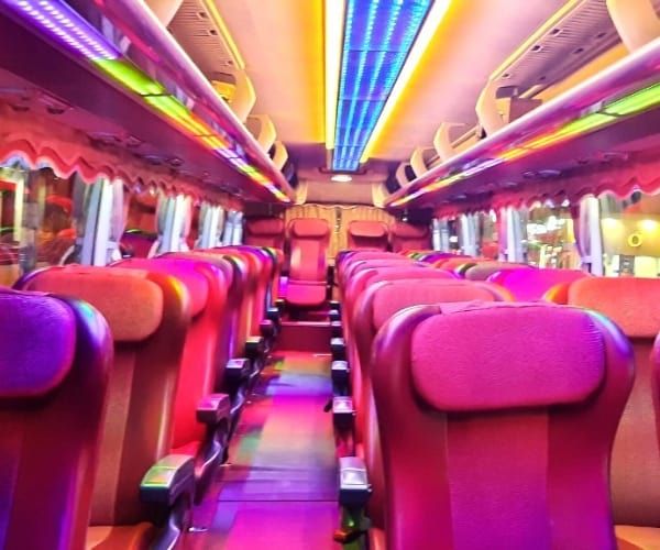 thue-xe-limousine-28-cho