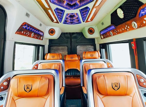 thue-xe-limousine-9-cho