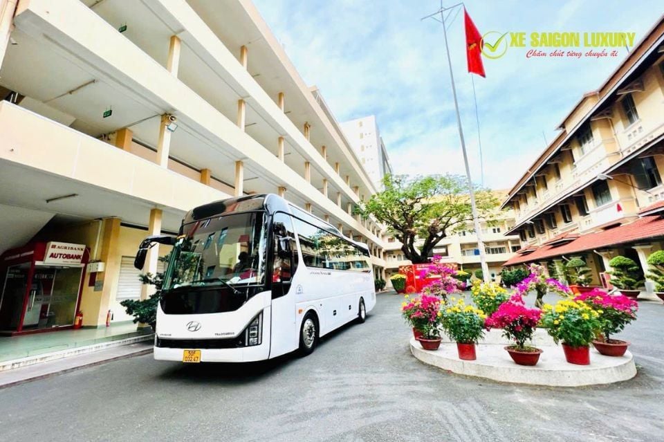 thuê xe 29 chỗ TPHCM