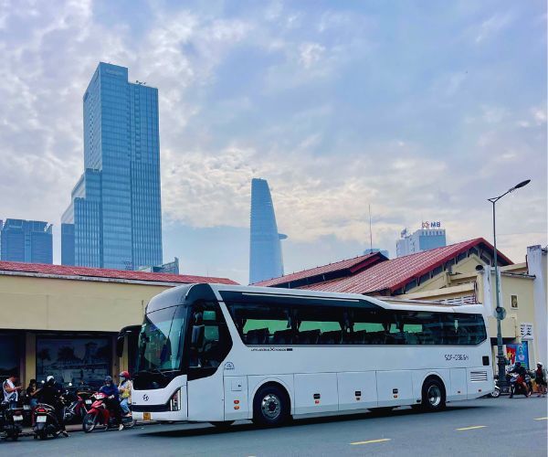 thue-xe-ve-que-an-tet