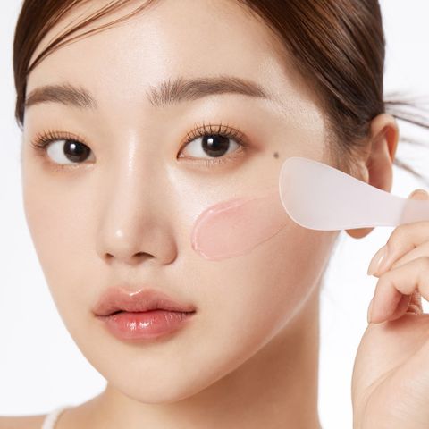 Vì sao cần chăm sóc da kỹ hơn vào mùa hè?