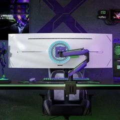 Giá đỡ máy tính dành cho game thủ.