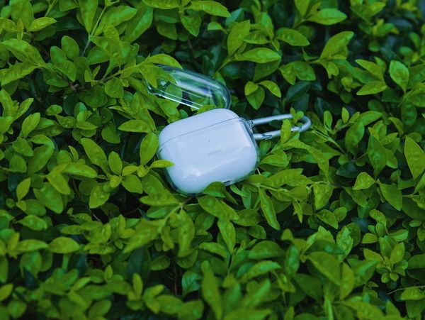 Ốp Airpod Clear Hang