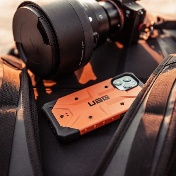 Ốp UAG Pathfinder chính hãng