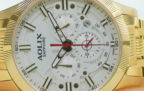 Đeo Đồng Hồ Thời Trang: Lựa Chọn An Toàn Hơn Cho Phụ Nữ Khi Ra Đường