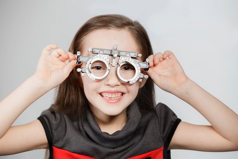 Mọi đối tượng từ trẻ em đến người trưởng thành đều có nguy cơ bị loạn thị