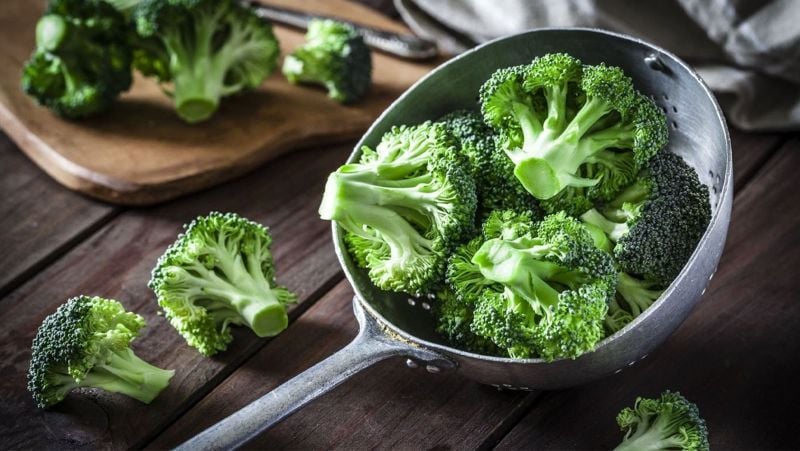 Vitamin B2 trong bông cải xanh có tác dụng ngăn ngừa đục thủy tinh thể