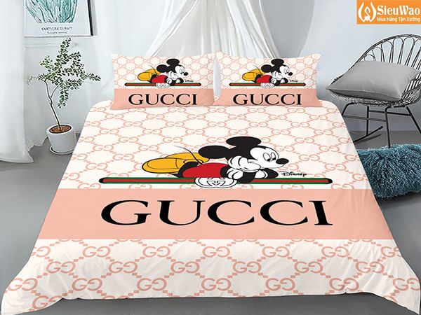 Chăn ga gối đệm màu hồng cute hoạ tiết chuột Micky Gucci