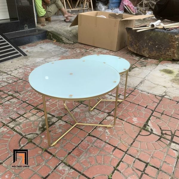 cặp bàn sofa phòng khách kính cường lực, cặp bàn sofa đôi khung chân sắt vàng