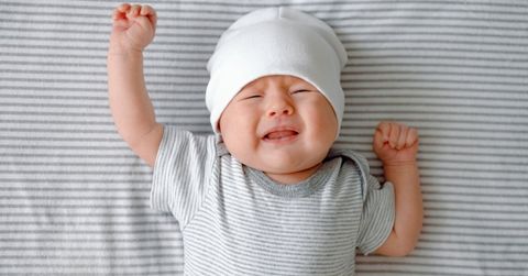 Các Vấn Đề Sức Khỏe Trẻ Sơ Sinh Thường Gặp: Điều Gì Bố Mẹ Cần Biết?