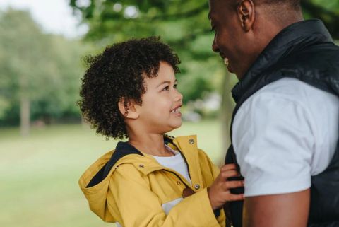 Cha Mẹ Là Tấm Gương Trong Giáo Dục Nhân Cách Và Lối Sống Cho Trẻ