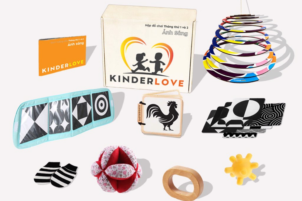 Hộp đồ chơi Ánh Sáng của Kinderlove - Đồ chơi giáo dục và Đồ chơi Montessori cho trẻ sơ sinh và 1 tháng tuổi