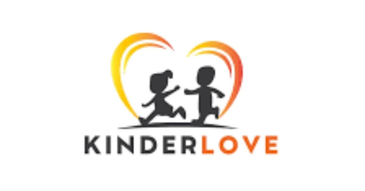 Kinderlove là một thương hiệu được tin cậy và tập trung vào sự phát triển và an toàn của trẻ nhỏ