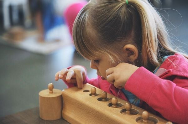 Lĩnh vực Giác quan liêu vô cách thức Montessori