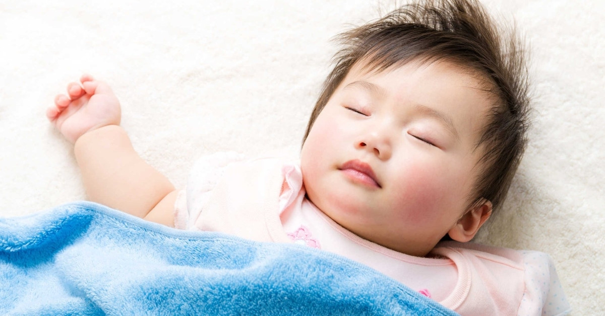 Trẻ sơ sinh cần khoảng 14 đến 17 giờ ngủ mỗi ngày