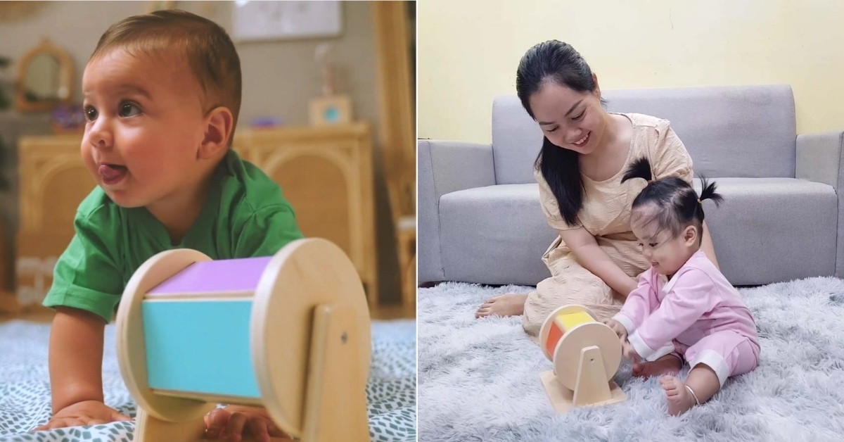 Hình ảnh bé cùng mẹ chơi đồ chơi gỗ của Kinderlove
