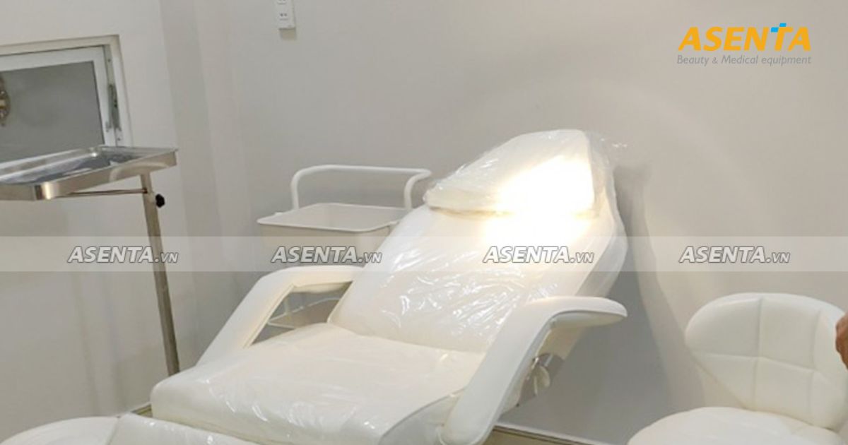 Bàn Giao Combo Giường Cơ Giá Rẻ 8200, Led 200