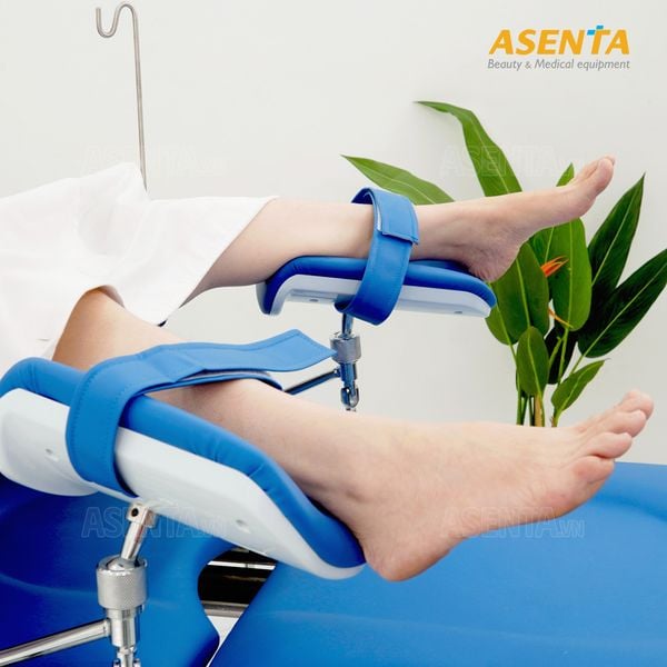 giá đỡ giường khám sản phụ khoa