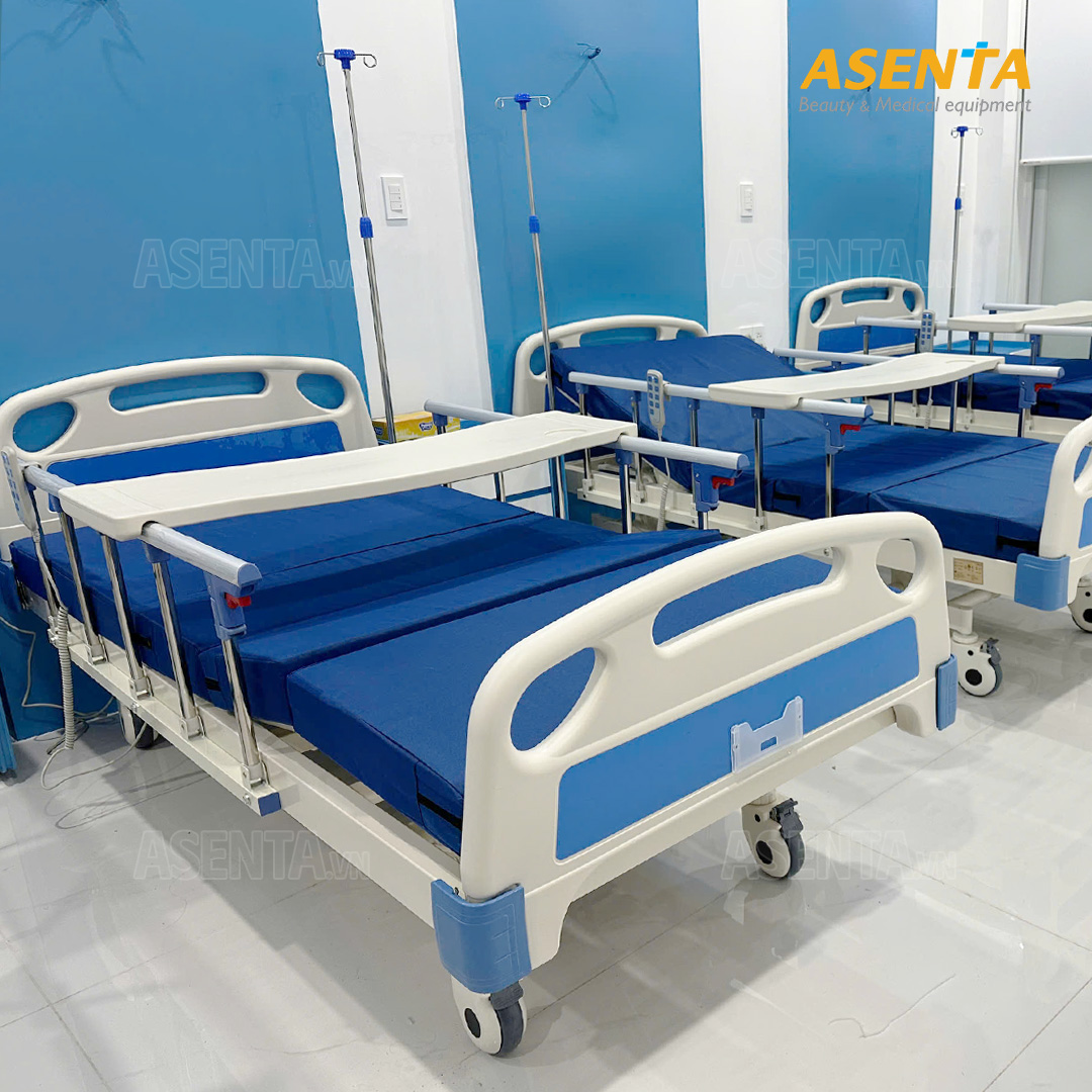 giường y tế đa năng sử dụng cho bệnh nhân tại phòng chăm sóc