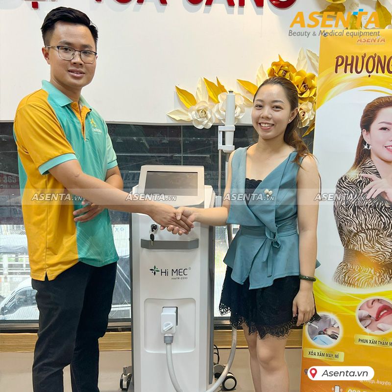 Bàn giao hướng dẫn sử dụng máy laser 2350