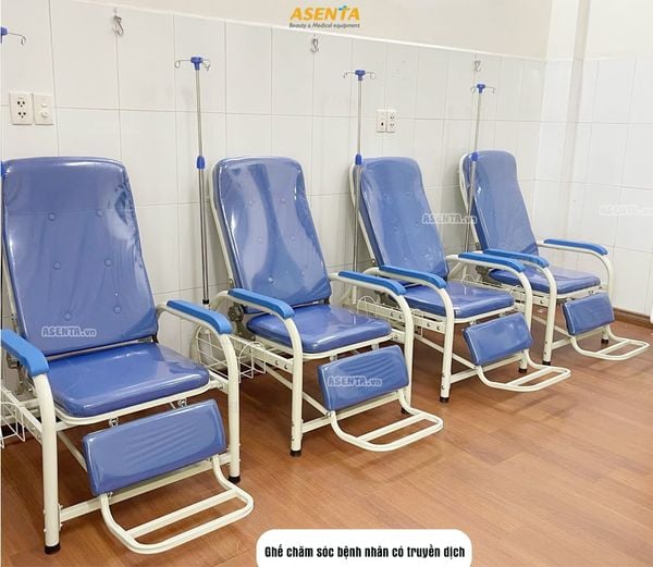 Giường chăm bệnh đa năng có sẵn cây truyền dịch