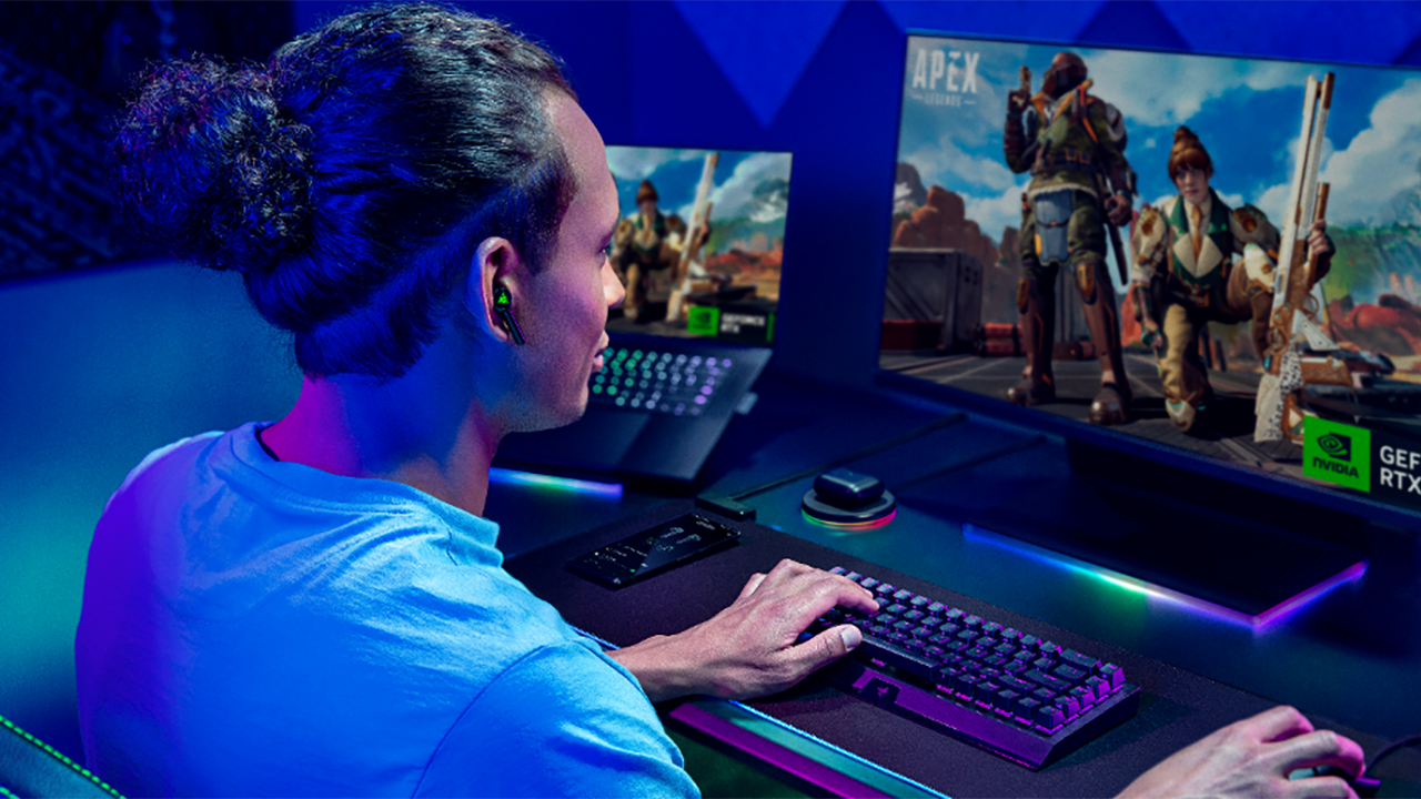 Razer ra mắt tai nghe không dây Hammerhead Pro HyperSpeed chuyên cho game thủ