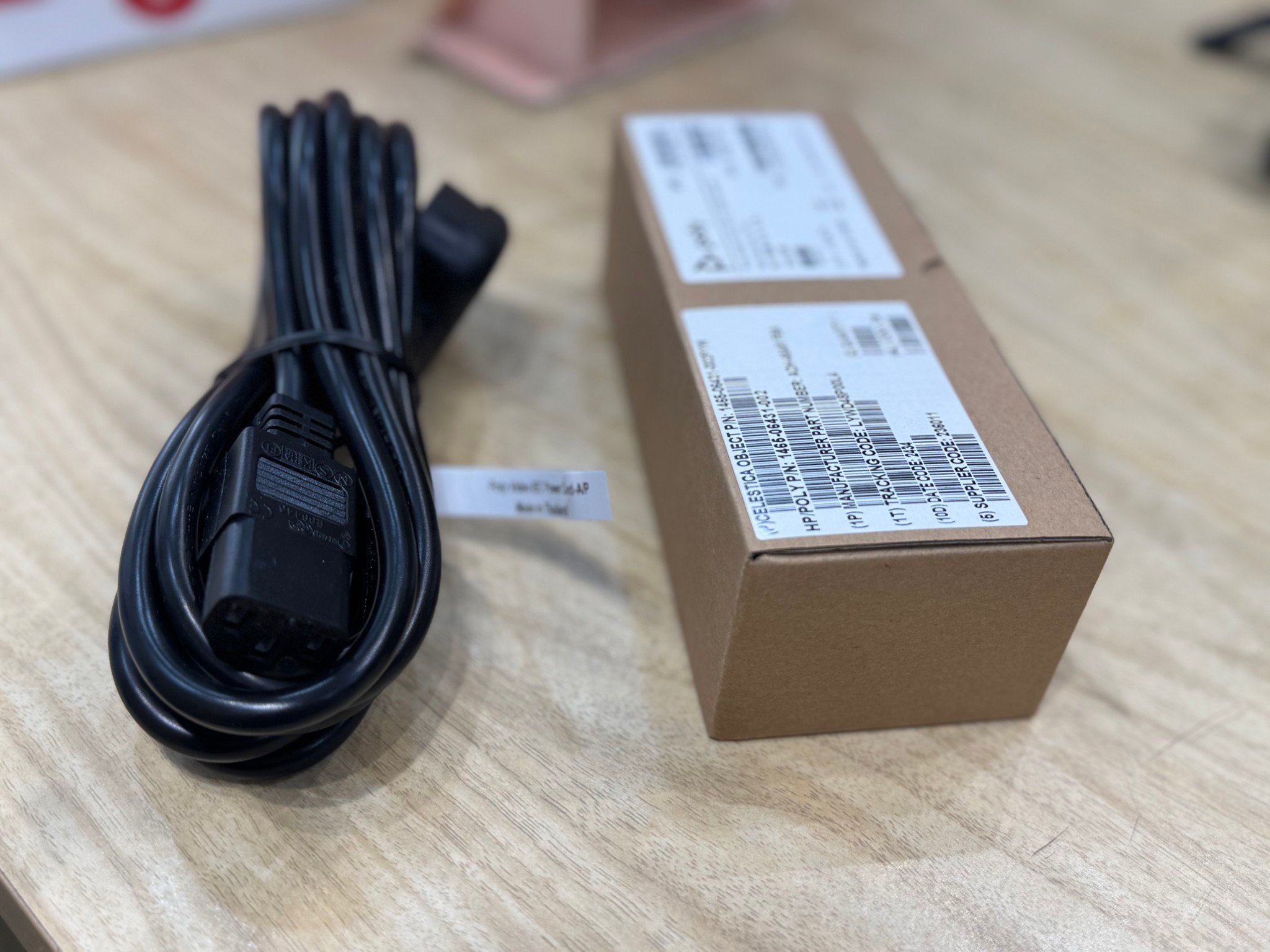 Bộ nguồn PoE+ kèm cáp cho thiết bị hội nghị Poly Studio G62. Gồm: 100-240V, 1.5A, 55V/30W, IEEE 802.3bt compliant mid-span power injector for 10/100/1000 Mbps Ethernet. Ships with Poly Video IEC Power Cord and A02FCAA - Poly Studio G62 Black CAT6A Cable 0.23M.