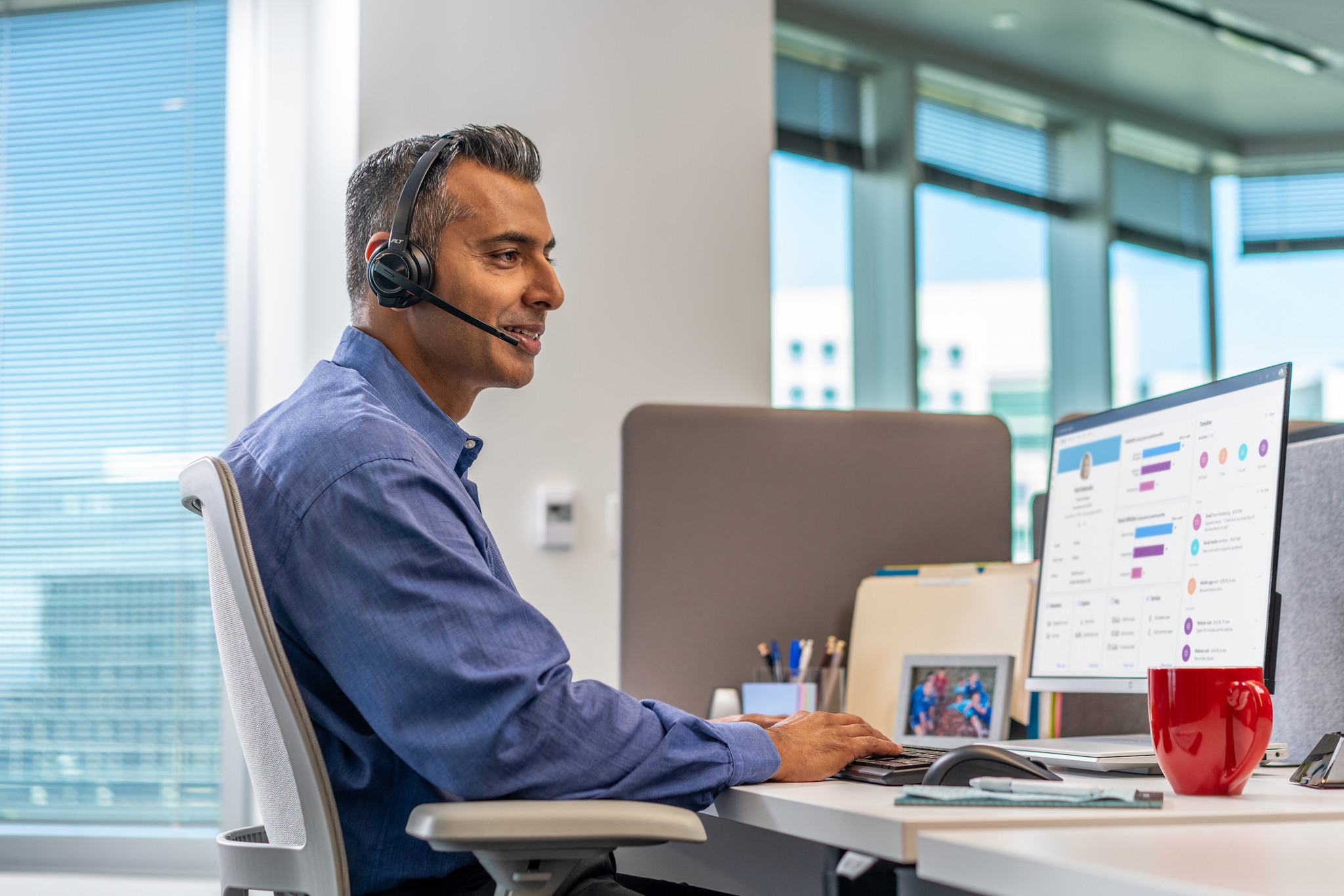 Tai nghe không dây DECT™ Plantronics Savi 8220 Series