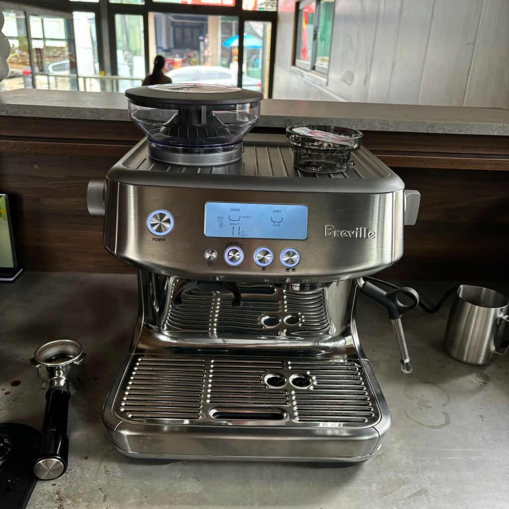 Bàn giao Máy pha cà phê Breville 878 cho khách hàng ở Lạc Dương