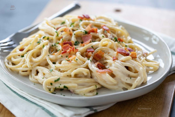 Elevate Your Pasta Game: How to Make Creamy White Sauce Spaghetti