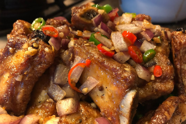 How to Make Delicious Lemongrass Salt Fried Pork Ribs at Home