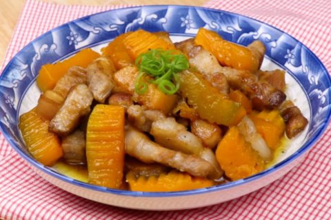 Ba rọi kho bí đỏ - Món ngon từ heo