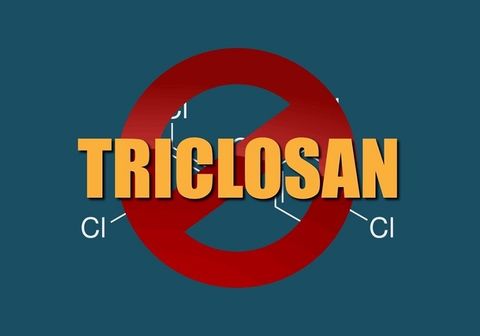 Triclosan là gì | Triclosan trong mỹ phẩm an toàn không?