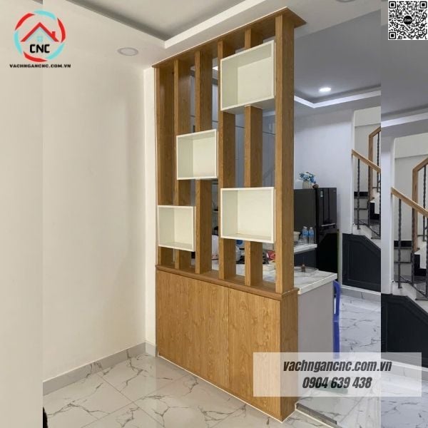 Mẫu thiết kế lam gỗ ngăn phòng khách đẹp- Xu hướng trang trí năm 2025