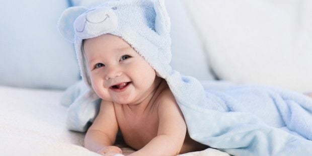 Hướng dẫn cách dùng miếng lót sơ sinh an toàn và đúng cách cho bé