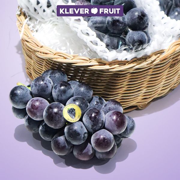 Tại sao nên chọn nho giống Nhật Black Pearl tại Klever Fruit?