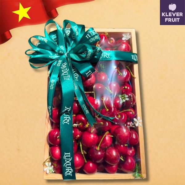 Hộp Quà Mừng Quốc Khánh 2/9 Tự Do