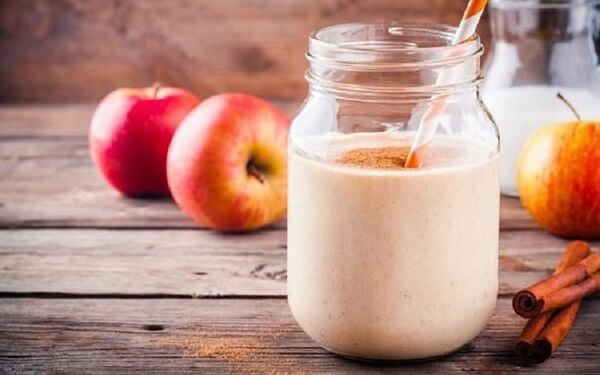 Cách làm sinh tố táo tại nhà